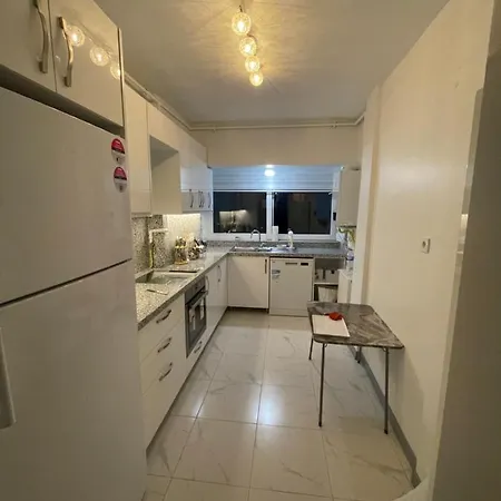 Bogaz Manzarali Merkezi Apartment